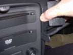 Brodit ProClip 853018 voor Nissan Primera 2002-2009 - detail van dashboardmontage