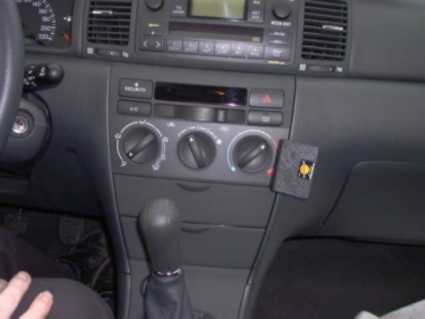 Brodit ProClip 853020 voor Toyota Corolla 2002-2007 - installatiepositie