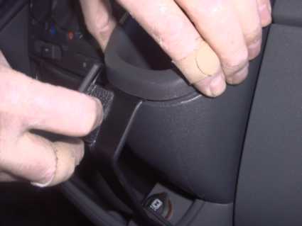 Brodit ProClip 853038 voor Citroen Jumper 2002-2006, Fiat Ducato 2002-2006 en Peugeot Boxer 2002-2006 - ProClip geplaatst in het voertuig