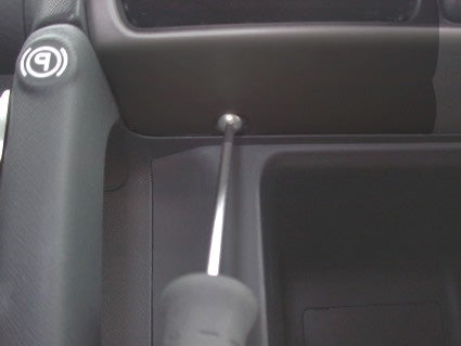 Brodit ProClip 853058 voor Honda CR-V 2002-2006 - montagepositie op dashboard