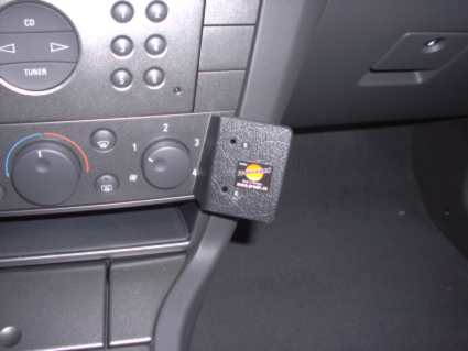 Brodit ProClip 853077 voor Opel Vectra C 2002-2010 en Opel Signum 2003-2008 - installatiepositie