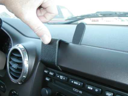 Brodit ProClip 853106 voor Ford Expedition 2003-2006 - detail van dashboardmontage