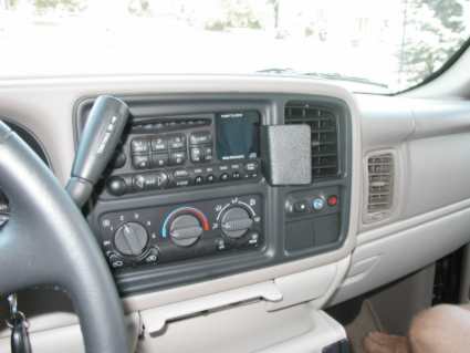 Brodit ProClip 853111 voor Cadillac Escalade EXT 2001-2002, Cadillac Escalade 2001-2002 e.a. - installatiepositie