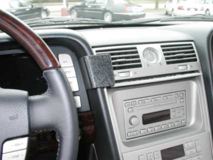 Brodit ProClip 853112 voor Lincoln Navigator 2003-2006 - installatiepositie