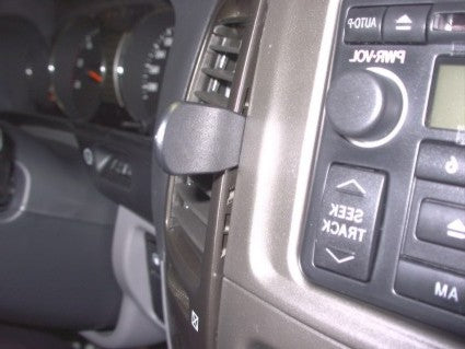 Brodit ProClip 853161 voor Toyota LandCruiser 100 2002-2007 - montagepositie op dashboard