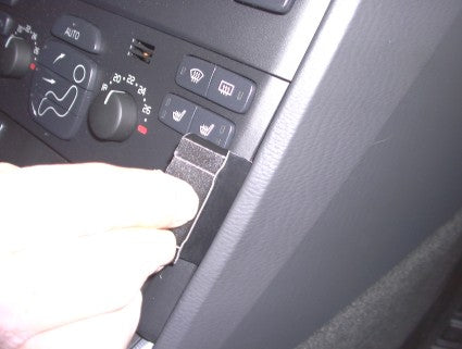 Brodit ProClip 853172 voor Volvo XC90 2002-2014 - montagepositie op dashboard