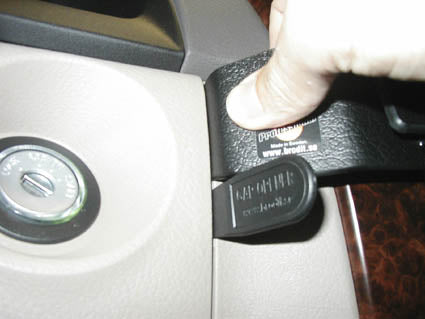 Brodit ProClip 853174 voor Kia Sorento 2002-2007 - ProClip geplaatst in het voertuig