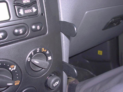 Brodit ProClip 853205 voor Ford Transit Connect 2003-2009 en Ford Tourneo Connect 2003-2009 - montagepositie op dashboard