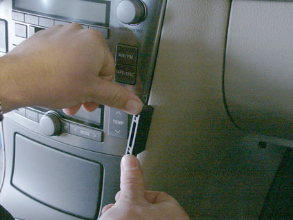 Brodit ProClip 853212 voor Toyota Avensis 2003-2008 - ProClip geplaatst in het voertuig