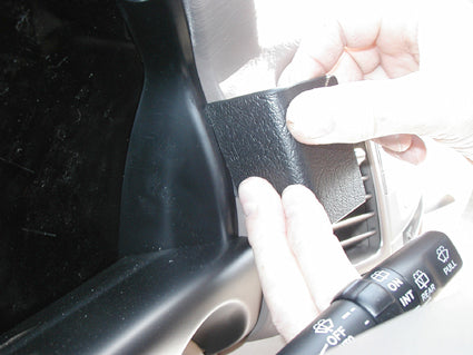 Brodit ProClip 853222 voor Lexus LX Series 2003-2007 en Toyota LandCruiser 2003-2007 - ProClip geplaatst in het voertuig