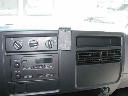 Brodit ProClip 853232 voor Chevrolet Van 2003-2016, Chevrolet Express 2003-2016 e.a. - installatiepositie