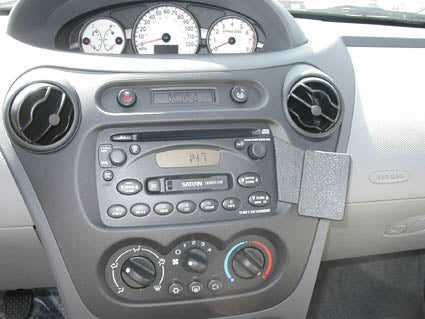 Brodit ProClip 853234 voor Saturn Ion 2003-2005 - detail van dashboardmontage