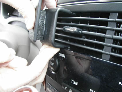 Brodit ProClip 853241 voor Toyota Sienna 2004-2010 - ProClip geplaatst in het voertuig