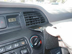 Brodit ProClip 853244 voor Honda Odyssey 1999-2004 - detail van dashboardmontage
