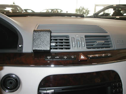 Brodit ProClip 853246 voor Mercedes Benz S-Class 2003-2005 - installatiepositie