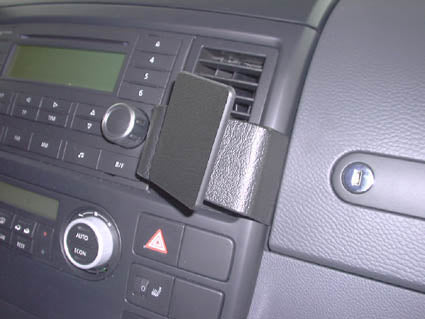 Brodit ProClip 853290 voor Volkswagen Multivan 2003-2009 - detail van dashboardmontage