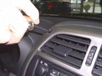 Brodit ProClip 853293 voor Toyota RAV 4 2001-2003 - montagepositie op dashboard