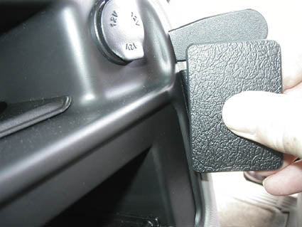 Brodit ProClip 853307 voor Chevrolet Tahoe 2003-2006, Chevrolet Suburban 2003-2006 e.a. - ProClip geplaatst in het voertuig