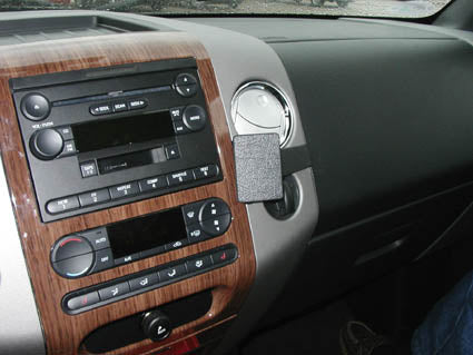Brodit ProClip 853319 voor Ford F-Series 150 2004-2008 en Lincoln Mark LT 2004-2009 - installatiepositie