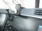Brodit ProClip 853335 voor Freightliner Coronado 2003-2018, Freightliner Columbia 2001-2007 e.a. - detail van dashboardmontage