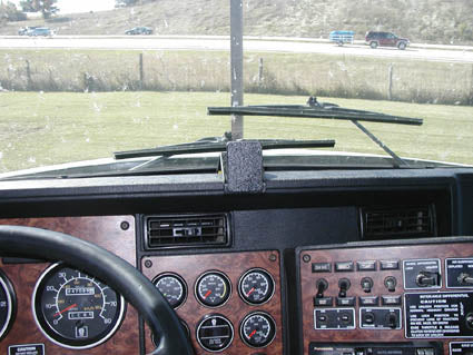 Brodit ProClip 853342 voor Kenworth W900-Series 1985-2001, Kenworth T800-Series 1985-2001 en Kenworth T300-Series 1994-2001 - installatiepositie