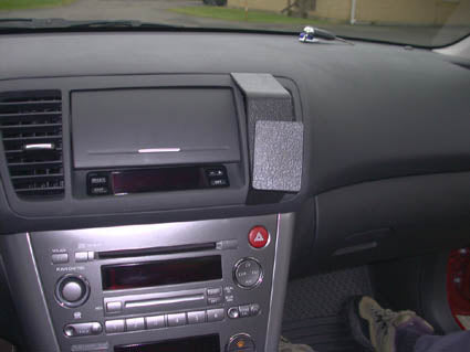 Brodit ProClip 853350 voor Subaru Outback 2004-2009 en Subaru Legacy 2004-2009 - installatiepositie