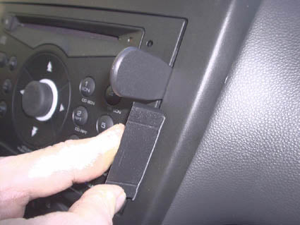 Brodit ProClip 853357 voor Subaru G3X Justy 2004-2007 en Suzuki Ignis 2004-2009 - ProClip geplaatst in het voertuig