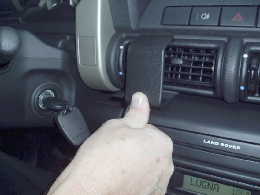 Brodit ProClip 853372 voor Land Rover Freelander 2004-2006 - ProClip geplaatst in het voertuig