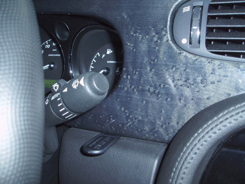 Brodit ProClip 853383 voor Jaguar XJ 2003-2009 - montagepositie op dashboard