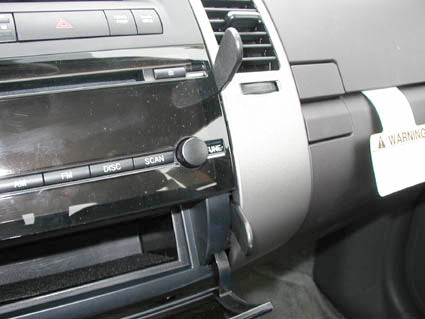 Brodit ProClip 853438 voor Toyota Prius 2004-2009 - montagepositie op dashboard