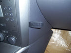 Brodit ProClip 853441 voor Opel Astra 2004-2009 en Saturn Astra 2008-2009 - montagepositie op dashboard