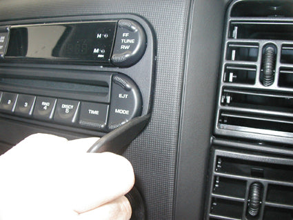 Brodit ProClip 853455 voor Dodge Durango 4WD 2001-2003, Dodge Durango 2WD 2001-2003 e.a. - montagepositie op dashboard