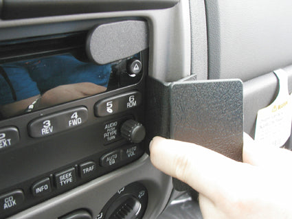 Brodit ProClip 853462 voor Chevrolet Colorado 2004-2014, GMC Canyon 2005-2014 en Isuzu i-Series 2006-2009 - ProClip geplaatst in het voertuig