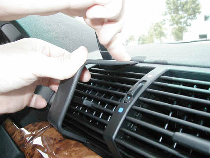 Brodit ProClip 853463 voor BMW X5 2000-2006 - detail van dashboardmontage