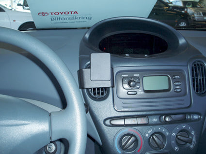 Brodit ProClip 853487 voor Toyota Yaris Verso 1999-2005 - installatiepositie