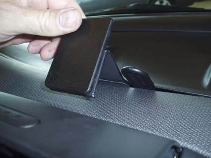Brodit ProClip 853498 voor Nissan Micra 2003-2010 - ProClip geplaatst in het voertuig