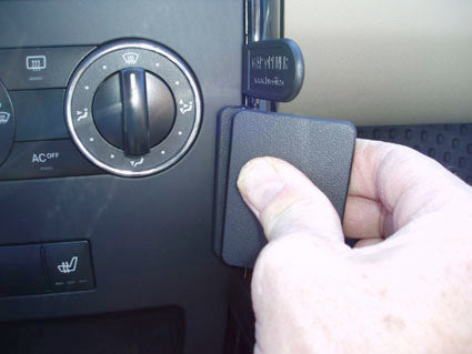 Brodit ProClip 853506 voor Mercedes Benz A-Class 2005-2012 - ProClip geplaatst in het voertuig