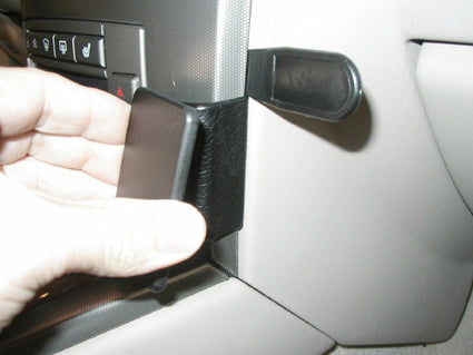 Brodit ProClip 853522 voor Cadillac XLR 2004-2005 - ProClip geplaatst in het voertuig