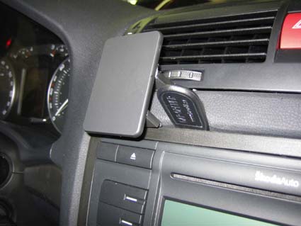 Brodit ProClip 853525 voor Skoda Octavia II 2005-2013 - ProClip geplaatst in het voertuig