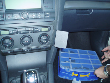 Brodit ProClip 853526 voor Skoda Octavia II 2005-2013 - installatiepositie