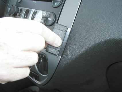 Brodit ProClip 853538 voor Ford Focus 2005-2007 - montagepositie op dashboard