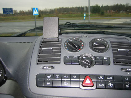 Brodit ProClip 853569 voor Mercedes Benz Vito 2004-2014, Mercedes Benz Viano 2004-2014 en Mercedes Benz V-Class 2004-2014 - installatiepositie