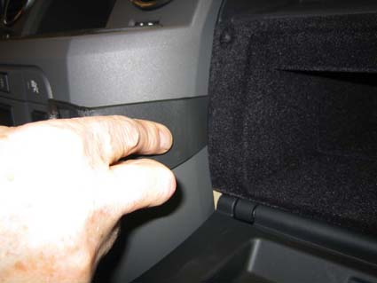 Brodit ProClip 853573 voor Land Rover LR3 2005-2009 en Land Rover Discovery 3 2005-2009 - detail van dashboardmontage