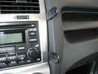 Brodit ProClip 853589 voor Kia Sportage 2005-2010 - montagepositie op dashboard