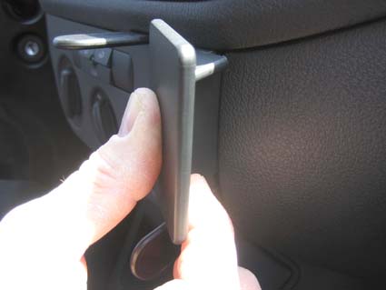 Brodit ProClip 853610 voor Volkswagen Tiguan 2008-2009, Volkswagen Tiguan 2009-2011 en Volkswagen Golf Plus 2005-2009 - ProClip geplaatst in het voertuig