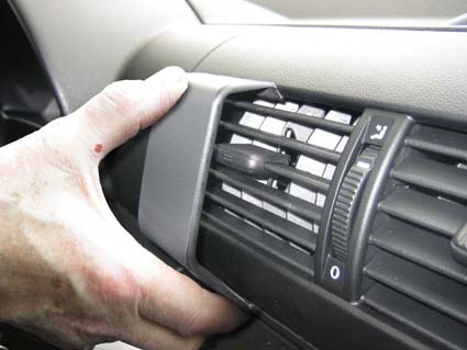 Brodit ProClip 853620 voor Volkswagen Fox 2005-2011 - detail van dashboardmontage