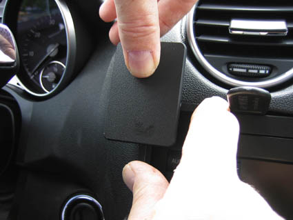 Brodit ProClip 853622 voor Mercedes Benz M-Class/ML 2005-2011 - ProClip geplaatst in het voertuig