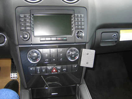 Brodit ProClip 853623 voor Mercedes Benz M-Class/ML 2005-2011 - installatiepositie