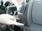 Brodit ProClip 853630 voor Nissan Xterra 2005-2015 - detail van dashboardmontage