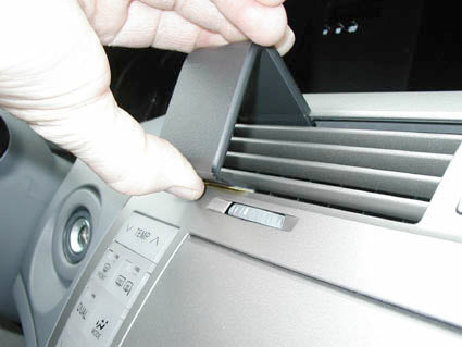 Brodit ProClip 853646 voor Toyota Avalon 2005-2011 - ProClip geplaatst in het voertuig